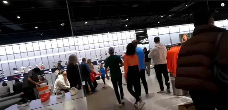 nike-mall-of-america-inside-pictures-1024x494