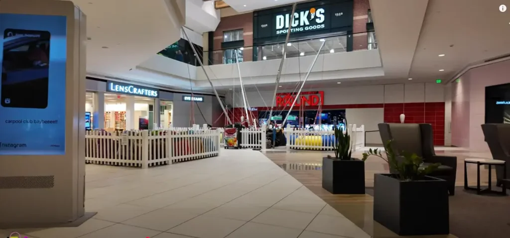 south-west-plaza-inside