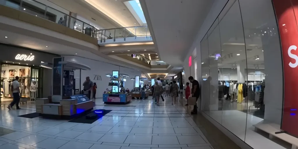 lower level of international plaza and bay area