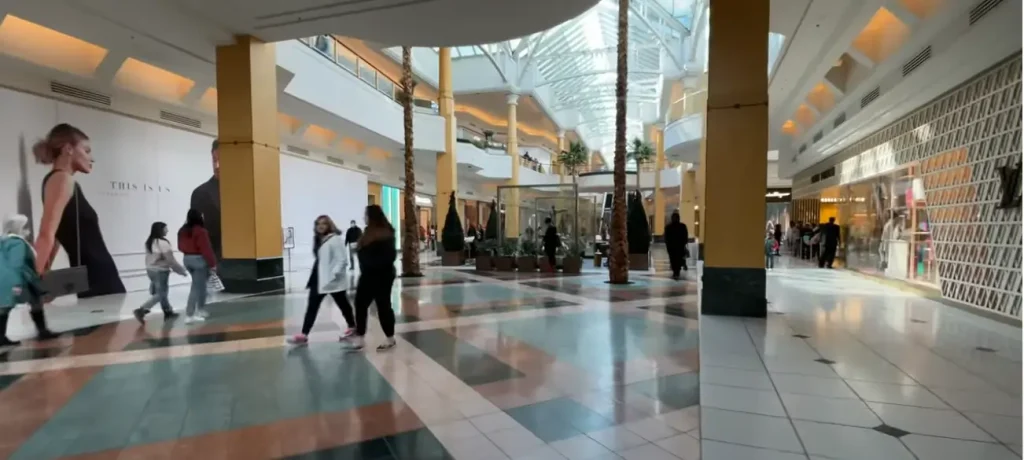 somerset collection mall photo