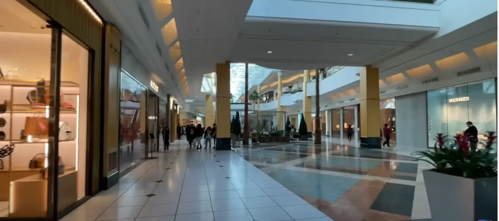 somerset collection mall tour