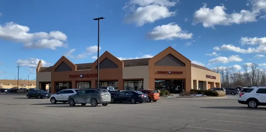 birch run premium outlets photo