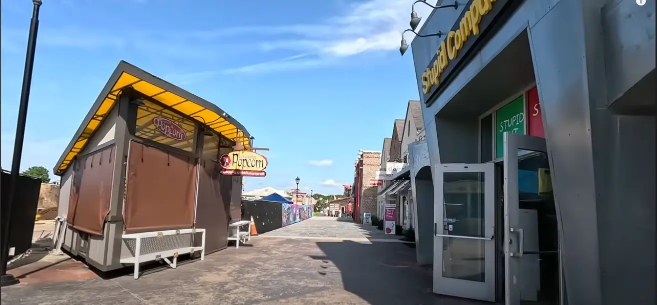 broadway at the beach photo