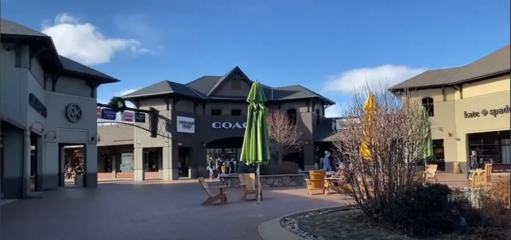 castle rock outlets photo
