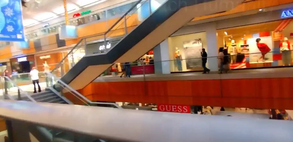 mall photo