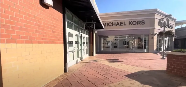 the outlet shoppes at atlanta photos
