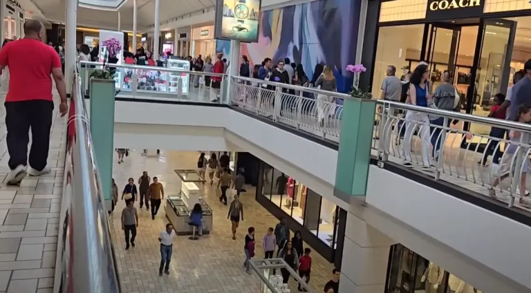 tysons corner center shopping mall view