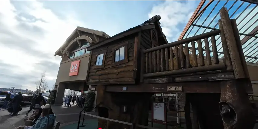 woodburn premium outlets picture