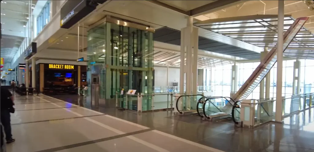dulles international airport photo 13