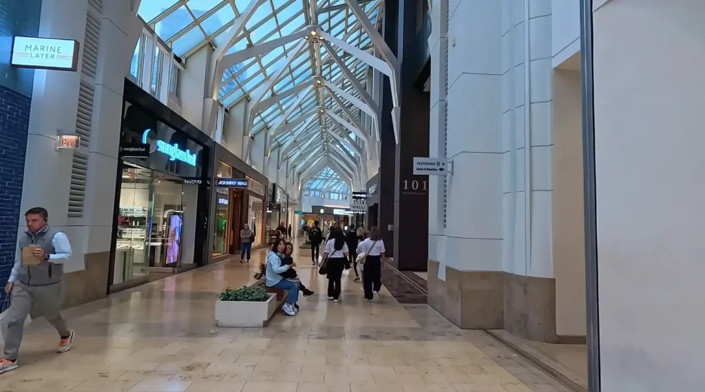 prudential center mall tour