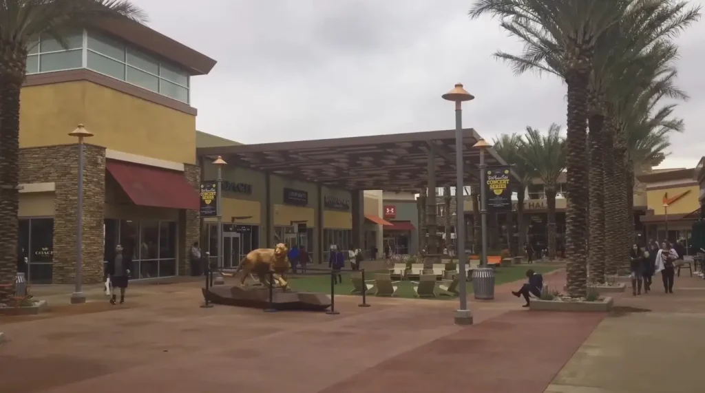 tucson premium outlets visit