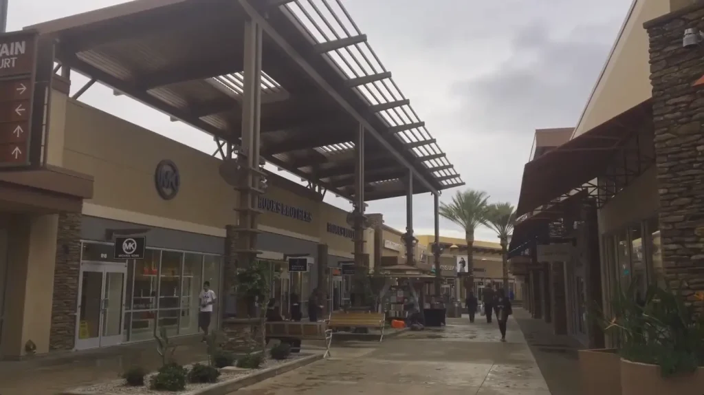 visit to tucson premium outlets